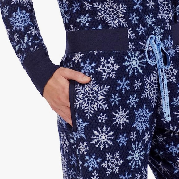 NWT Nautica 2pc Fleece PJ Set with Pockets!! - Picture 4 of 7